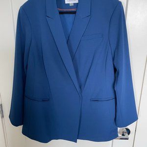 Calvin Klein belted Blazer
